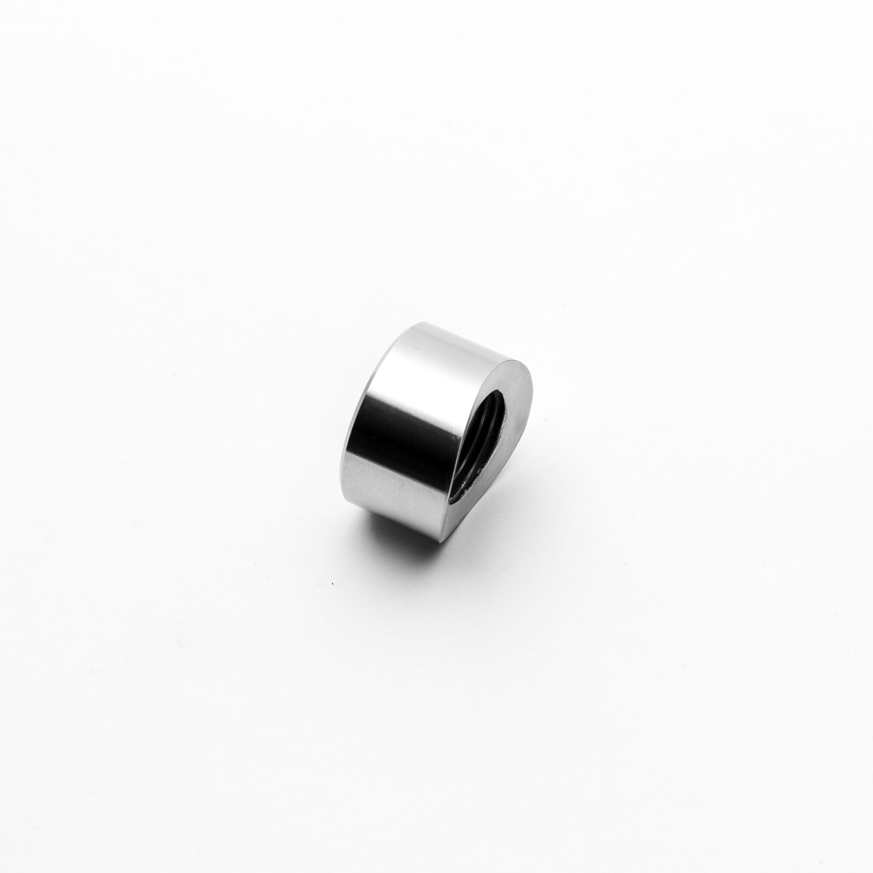 02 Bung non heat sink on a white background