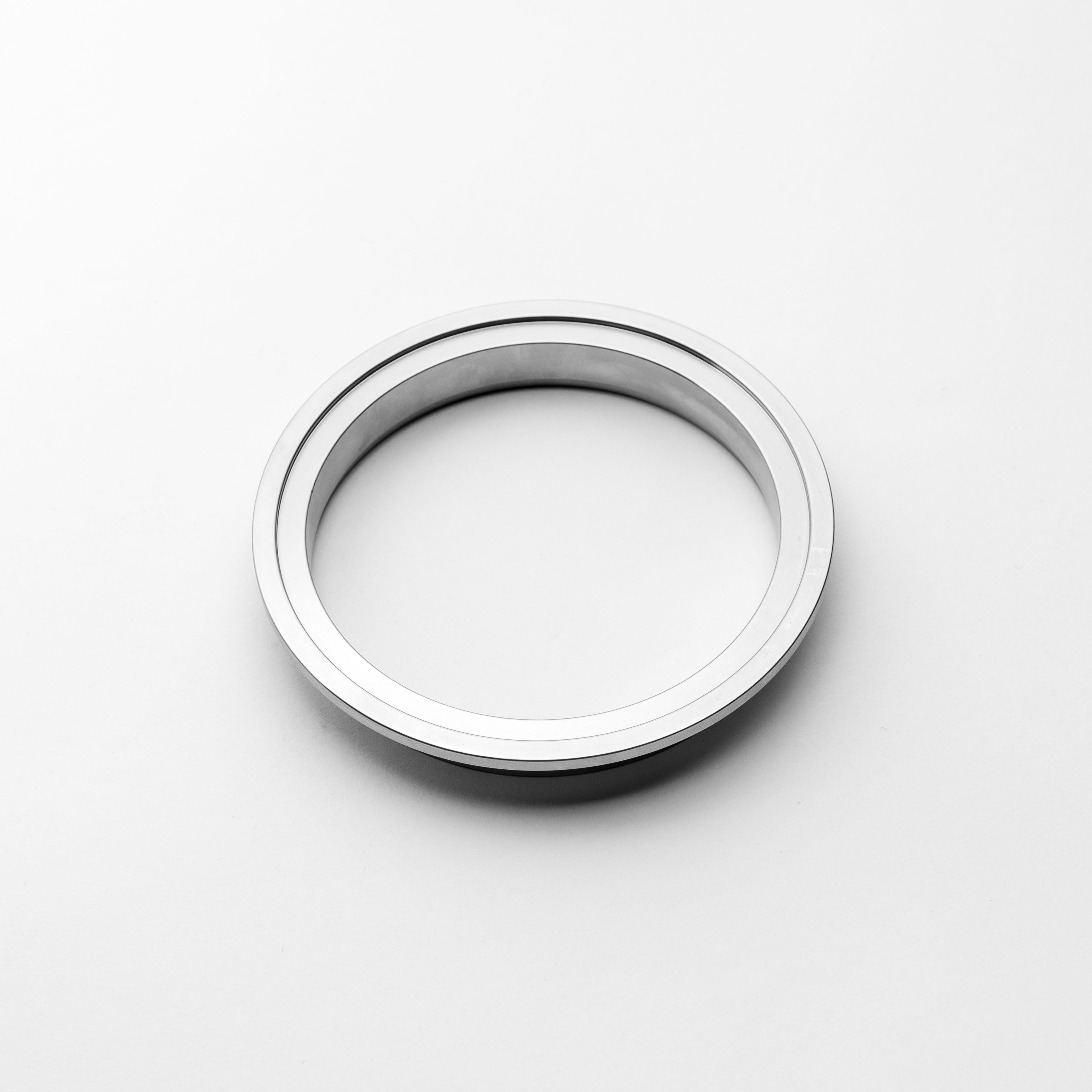 Silver V-Band Ferrule Male on a white background